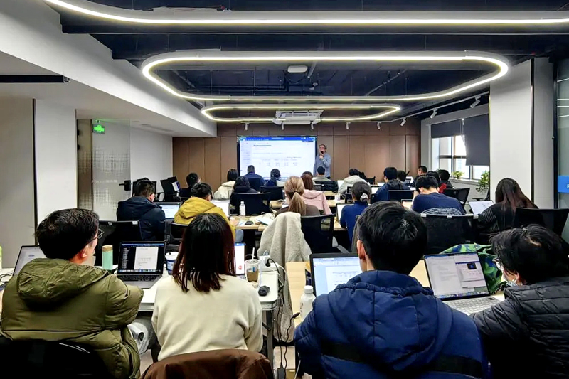 上海：人工智能训练师成为冉冉升起的新职业