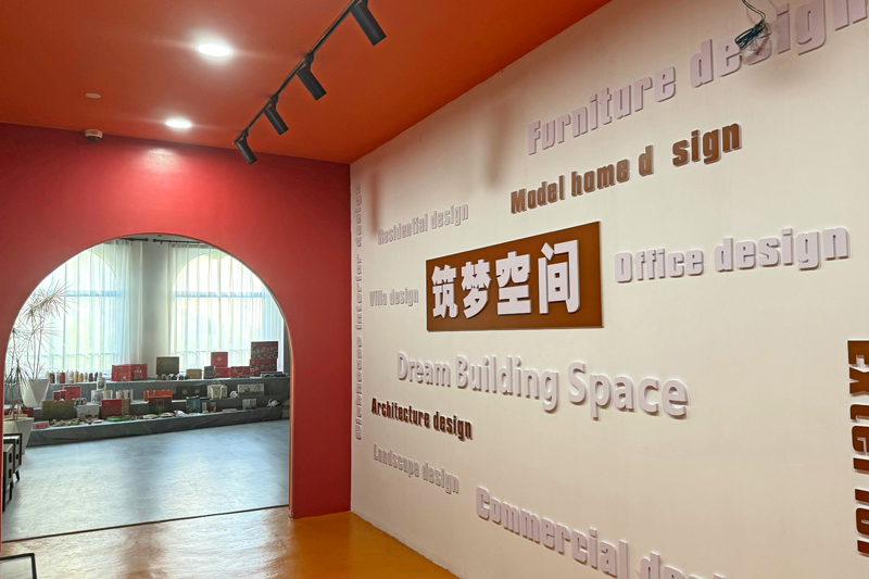 20250716 1000㎡空间里的“数字苗圃”：金山区产教融合孵化新职业人才3.jpg
