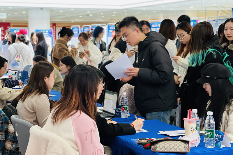 招聘会心得体会300字_招聘会_招聘会心得体会800字