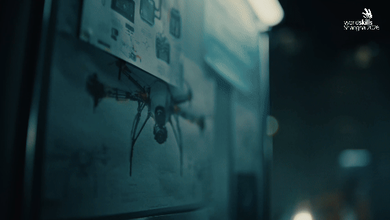 gif03_无人机男生.gif