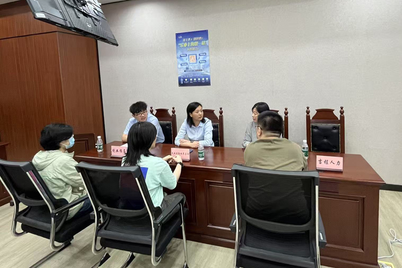 多方合力破困局 维权帮扶暖民心，静安区快速化解欠薪难题