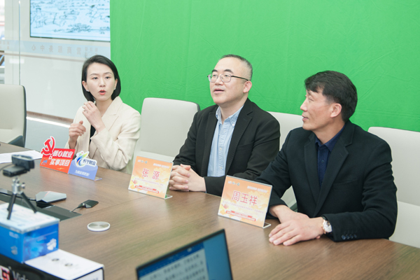 【长宁人社局长直播带岗】线上.JPG