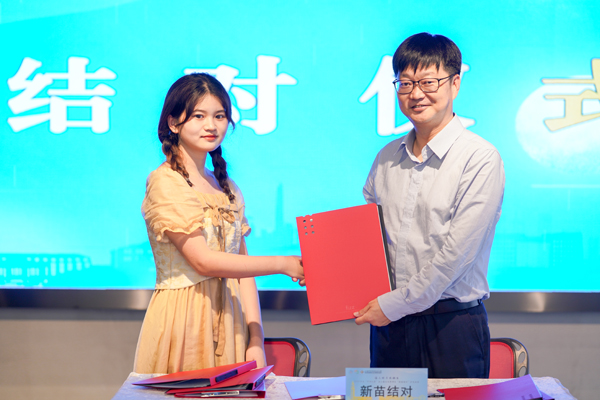 金山区开展“新苗结对沙龙”助力优秀创业项目落地生根
    